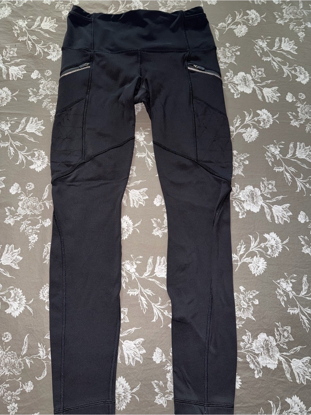 Lululemon black leggings. Size 8